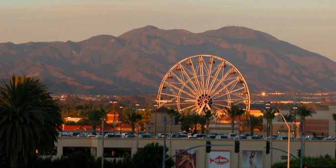 Ferris wheel in Irvine, California